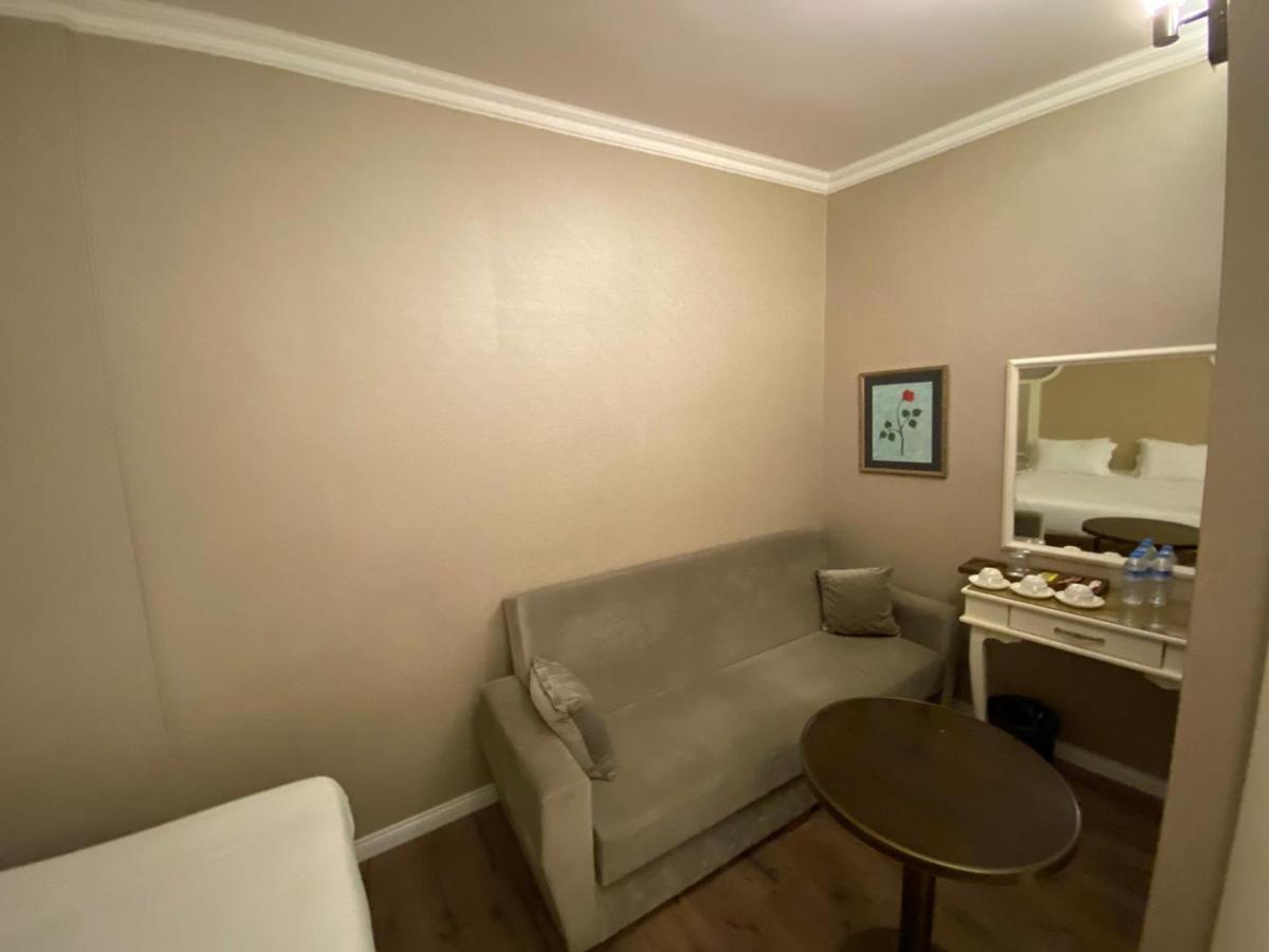 Miss Istanbul Old City Hotel Buitenkant foto